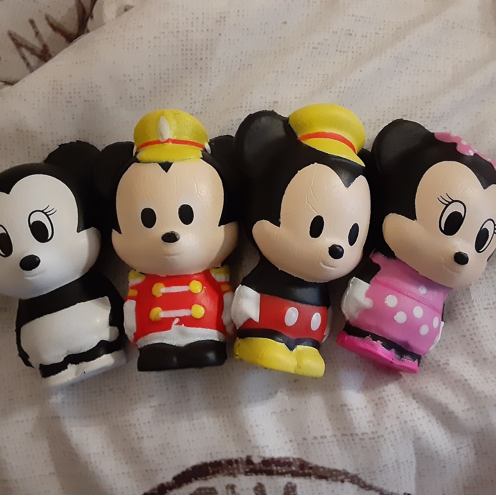 4 Mickey and Minnie Mouse squishies